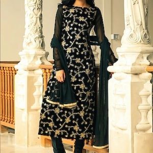 Pakistani indian suit